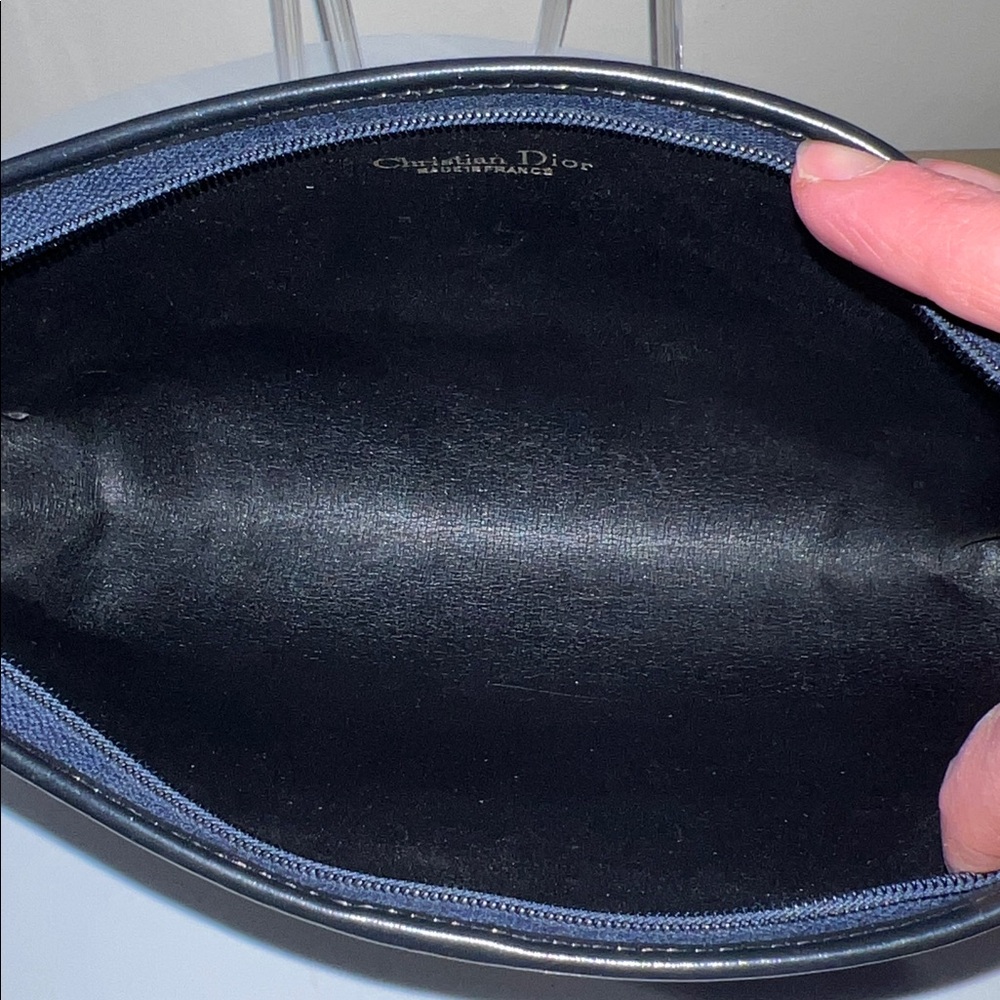 Dior Navy Clutch or Makeup Bag - Picture 14 of 15